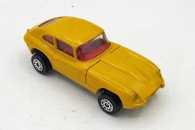 Corgi Juniors Whizzwheels 1/64 Jaguar E Type 2+2 yellow Mint - Image 1 of 4