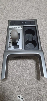 2004-2012 Nissan Armada QX-56 Titan Shifter Trim Bezel Cup Holder OEM 08 Foto 1 de 4