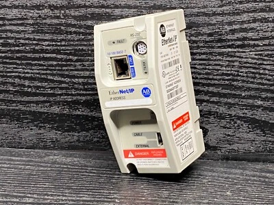 Módulo de interfaz Ethernet MicroLogix Allen Bradley 1761-NET-ENI Ser D FW 3.22 Foto 1 de 4