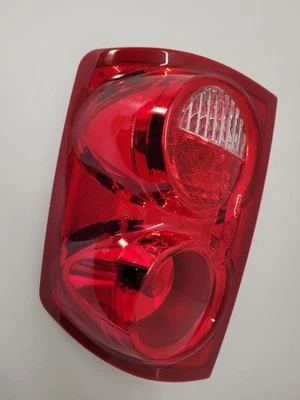 Luz trasera derecha pasajero Dodge Dakota 2005-2011 55077604AD 05-11 Foto 1 de 4
