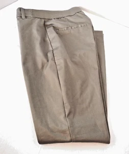 Neu mit Etikett H&M olivgrüne dehnbare Skinny Fit Damengröße 6 - Bild 1 von 6