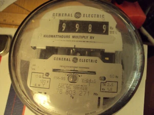 General Electric three stator watthour meter  Cat # 701X14G18; V-64S - Picture 1 of 3