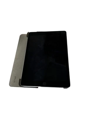 Apple iPad Pro 256GB A1673 Space Grey **DOES NOT TURN ON** - Image 1 of 4