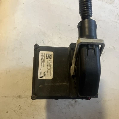 2011-2014 Ford E150 E250 E350 ABS Anti-Lock Brake Pump Module BC24-2C405-CC - Image 1 of 4