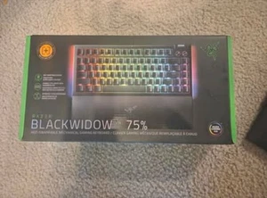 Razer BlackWidow V4 75% - Picture 1 of 2