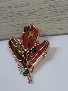 Beautiful Stained Glass Leaf with Copper & Beaded Accents Pin Brooch - Picture 1 of 3