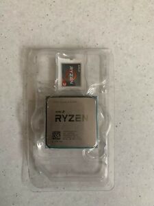 AMD Ryzen 3 3200G with Radeon Vega 8 Graphics 3.6GHz Quad Core AM4 CPU