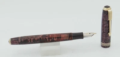 Parker Vacumatic Junior Burgundy Pearl & Gold Fountain Pen - 14kt 2T Nib - 1937 - Image 1 of 4