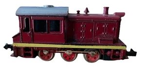 RED UNDECORATED DAVENPORT 0-6-0 SWITCHER-N SCALE-DC - Picture 1 of 5