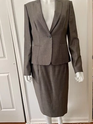 Traje Chaqueta Boss Hugo Boss Mujer Marrón y Blanco Ojo de Pájaro Talla 6 y Falda Talla 8 Foto 1 de 4