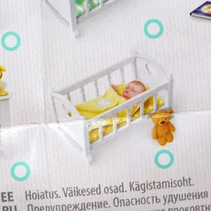 Zuru 5 Surprise My Mini Baby Yellow Rocking Cradle Baby Blanket Bear - Picture 1 of 7