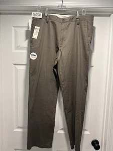 Pantalone uomo Dockers EASY KHAKI vestibilità classica piatto davanti marrone ciottolo scuro 36x32 - Foto 1 di 6