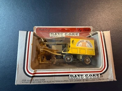 DAYS GONE BY LLEDO WINDMILL BAKERY HORSE DRAWN WAGON CART 1/50 ENGLAND - Image 1 of 4