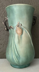 ROSEVILLE POTTERY (OH 1892-1954) PINECONE VASE 841-7 (1935) GREEN - Picture 1 of 8