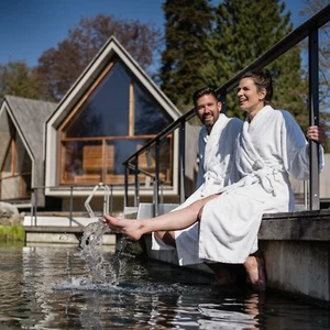 3 Frühlingstage im 4* Parkhotel mit Saunalandschaft, Thermalbad, Wanderwege - Bild 1 von 6