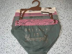 Daisy Fuentes Girl Panties Underwear 4 Pack Hipsters Multicolor New Size S (6-7) - Picture 1 of 6