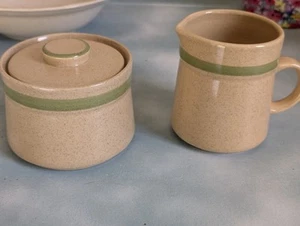 VTG YAMAKA STONEWARE JAPAN SUGAR BOWL & CREAMER SET  WITH GREEN TRIM - Picture 1 of 11