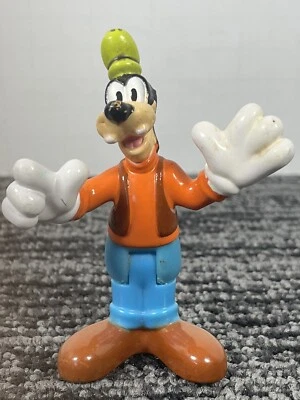 🔥 Disney • Figura de juguete Goofy Mattel 2013 3" de alto Foto 1 de 4