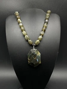 Sterling Silver Labradorite 20” Beaded Necklace - Picture 1 of 9