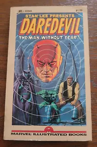 Daredevil The Man Without Fear - Marvel Illustrated Books - Pocket Book Size - Picture 1 of 9