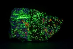 JH2008 Hardystonite, Willemite, Calcita, Franklin NJ - Imagen 1 de 4