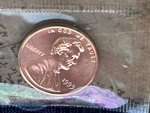 1993 P LINCOLN PENNY FROM Mint Set Brilliant Uncirculated US COIN FREE SHIP - Picture 1 of 2