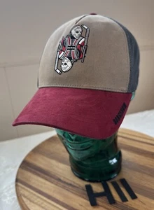 GONGSHOW HOCKEY "KING OF THE CREASE" MÜTZE BRAUN/GRAU/ROT DRUCKKNOPFLASCHE EUC!!! H11 - Bild 1 von 3