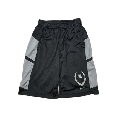 Pantalones Cortos Atléticos Nike DriFit para Niños Negros Grises Medianos 21x9 Logo de Fútbol  Foto 1 de 4