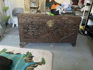 Vintage Chinese Hand Carved 100% Camphor Wood Chest (1900-1940) 💎💎Sale 💎💎 - Picture 1 of 1