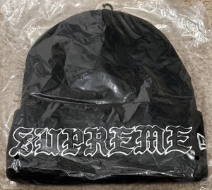 NUEVO CON ETIQUETAS Supreme Old English Beanie OS Negro FW25 ¡ENVÍO GRATUITO! - Imagen 1 de 8