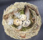 Handgefertigtes Vogelnest aus Naturmaterialien: Eine umweltfreundliche Osterdeko