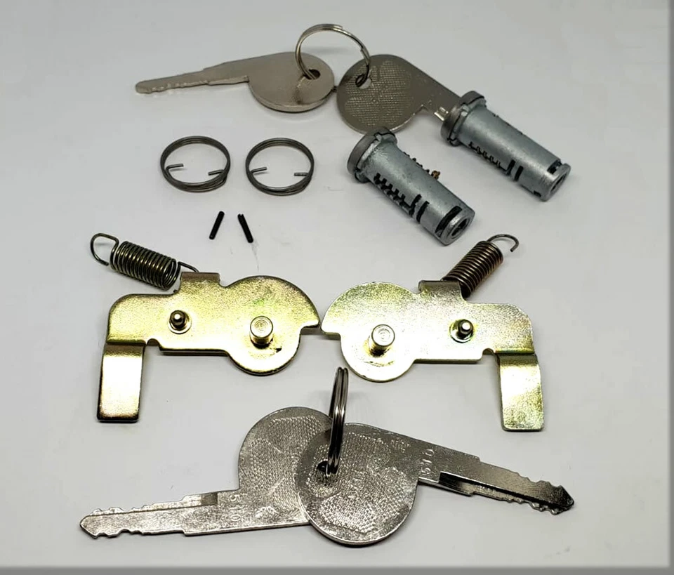 ALFA ROMEO GT BERTONE / JUNIOR - Lock cylinders for door handles - Image 1 of 1