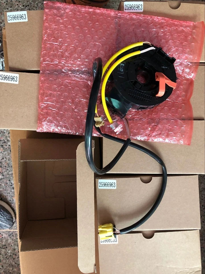 2007-2013 SILVERADO & GMC SIERRA 1500 STEERING WHEEL CLOCK SPRING 25966963 — 第 1/2 张图片