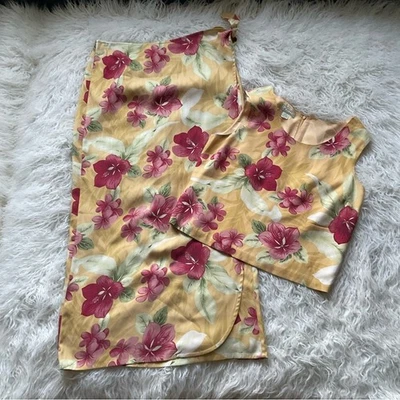 Blusa y falda envolvente Tommy Bahama floral de seda de 2 piezas Foto 1 de 4