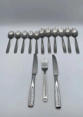 Lote de 14 cubiertos de acero inoxidable Hampton Forge HF Signature HARPER 18/10 Vietnam Foto 1 de 4