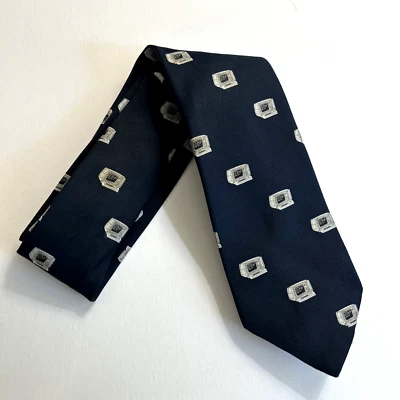 De Colección Tie Geek Patrón de Computadora Personal Poliéster Años 80 PC Azul Marino Patrón Técnico Foto 1 de 4