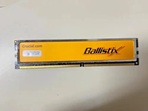 Crucial Ballistix BL12864AA804.8FE5 1GB RAM Stick DDR2 800 MHz PC2-6400 240-Pin - Image 1 of 1