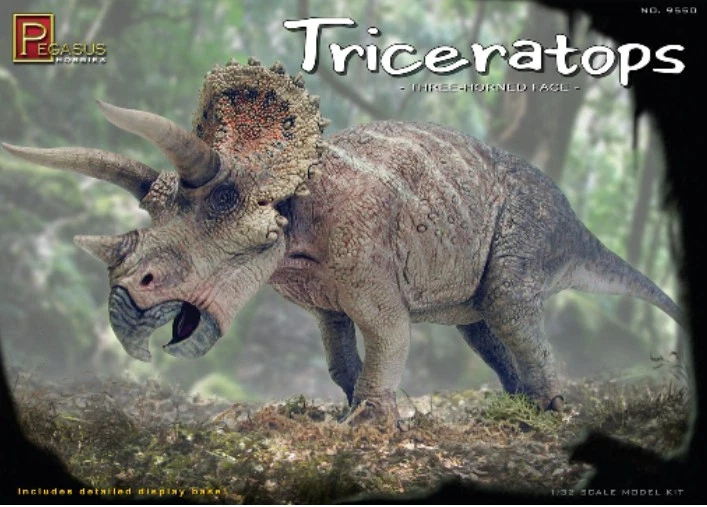 Pegasus Hobby 9550 1:32 Triceratops Dinosaur Plastic Model Kit - Image 1 of 1