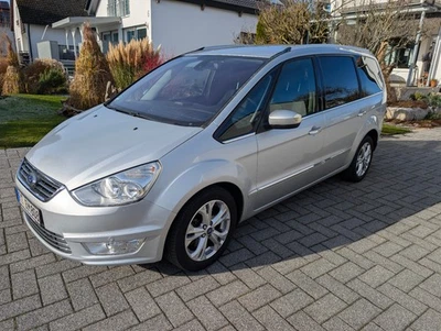 Ford Galaxy 2,0 TDCI Titanium 8 Fach bereift Sonderausstattung Anhängerkupplung - Bild 1 von 4