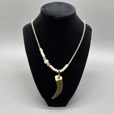 Ожерелье с подвеской в виде рожка и костяного когтя Lenora граненые розовые стеклянные бусины 18 кг США - Изображение 1 из 4