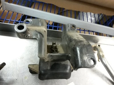 Suporte de motor esquerdo para 01-04 Isuzu Rodeo 3.2 - Imagem 1 de 4