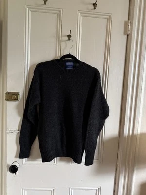 Pendleton Charcoal Gray ‘Washable’ Wool Sweater Men’s Size Large - Image 1 of 3