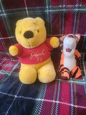 Vintage Winnie And Tigger - Image 1 of 4