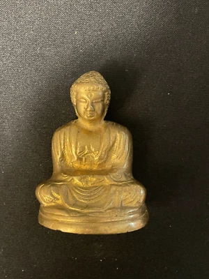 HANDMADE BRASS LORD MEDITATING BUDDHA STATUE YOGA ALTAR MADE IN INDIA: 3" TALL - Image 1 of 3