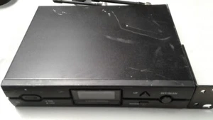 Audio Technica ATW-R2100 655-680 MHZ & 2 Microphones - Picture 1 of 12