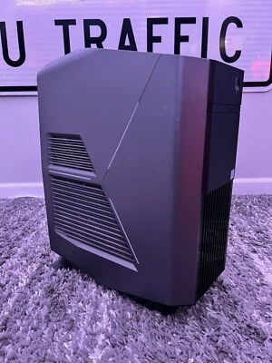 Alienware Aurora R6 i7-7700 32GB RAM 512GB NVMe 2TB HDD GTX 1070 Windows 10 - Image 1 of 4