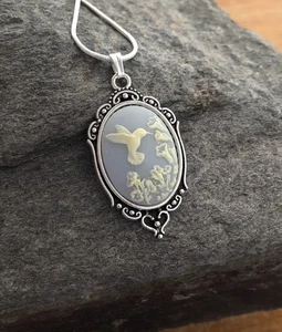 Hummingbird Cameo Necklace Pendant, Wedgwood Blue, 925 Sterling Silver Chain - Picture 1 of 4