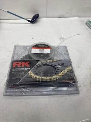 Kit de piñones y cadena de transmisión 525 JT para Suzuki GSXR 1000 2001-2006 Foto 1 de 4