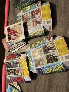 Surprise 1 X O-Pee Chee - 4 Card Rookie & Stars Box Bottom Uncut - Picture 1 of 5