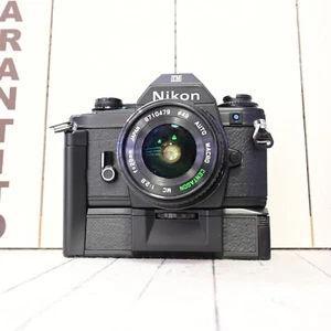 Fotocamera analogica Nikon EM con 28 MM E WINDER - Bild 1 von 3
